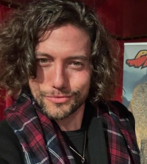 фотография Джексон Рэтбоун