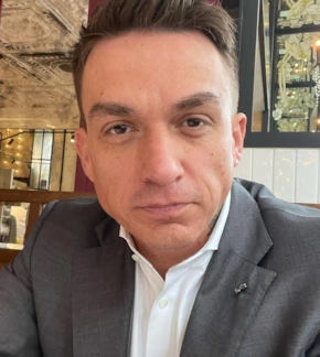 фотография Влад Топалов