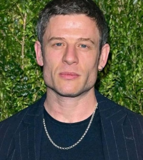 фотография Джеймс Нортон