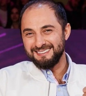 фотография Демис Карибидис