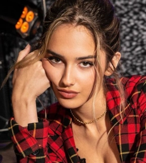 фотография Джулия Баттерз