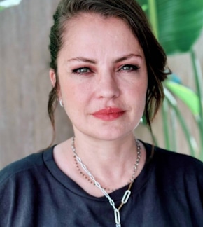 фотография Долорес Фонци