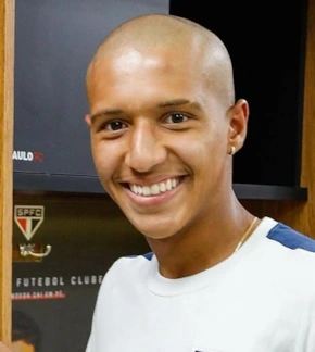 фотография Энрике Кармо