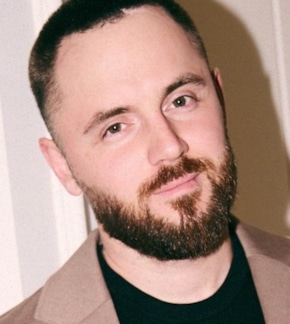 фотография TONI