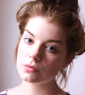 фотография Эйми-Ффион Эдвардс