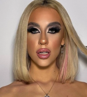 фотография Кенели Сайкс