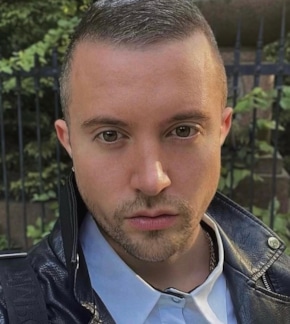 фотография Артем Бесов