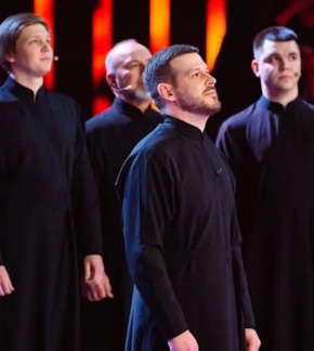 фотография Архиерейский мужской хор «Аксиос»