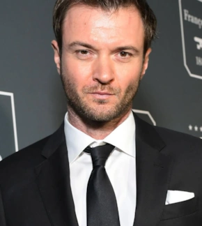 фотография Коста Ронин