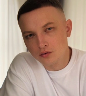 фотография Исайя