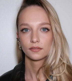 фотография Молли Уиндсор