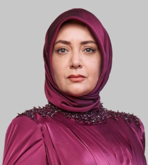 фотография Пембе Юнал