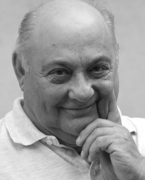 Михаил Каплан