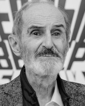 Эрик Булатов