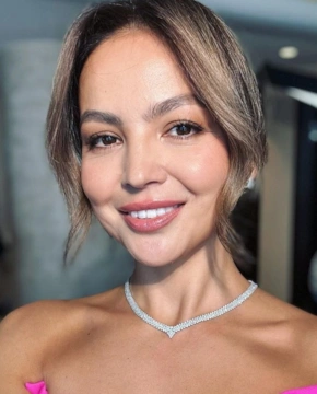 Sveta Bukin va ikki erkak porno