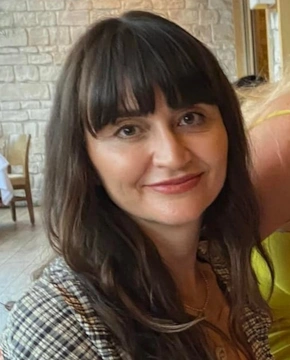 Эмили Стоуфл