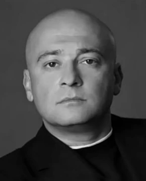 Михаил Кенин