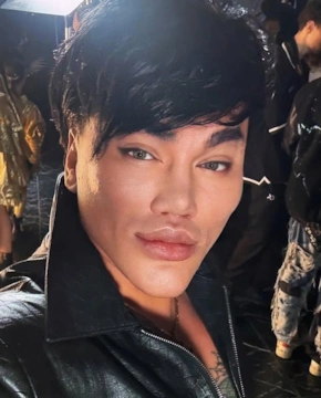 Александр Вдовин