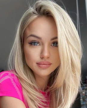 Лана Нуриева