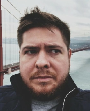 Артур Петров