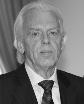 Лео Бенхаккер