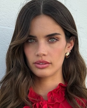 Сара Сампайо