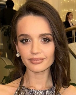 Александра Морозова