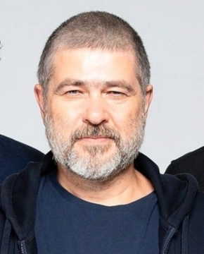 Александр Васильев