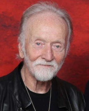 фотография Тобин Белл