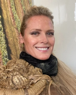 Сюннёве Макоди Лунд