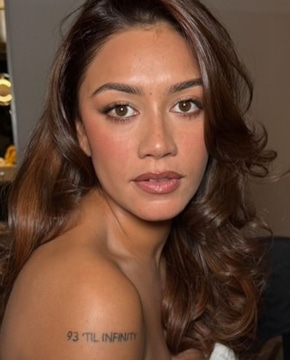 фотография Люсиан Бьюкенен