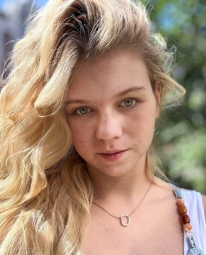 Александра Трусова