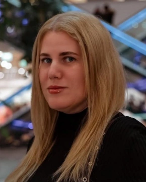 Светлана Тарлавина