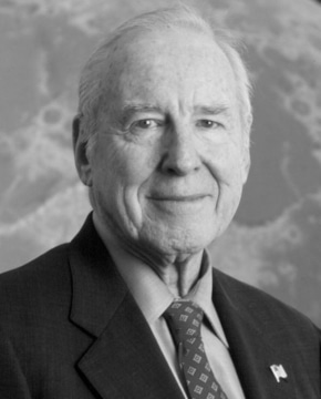 Джим Ловелл