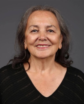 Генюл Гезер