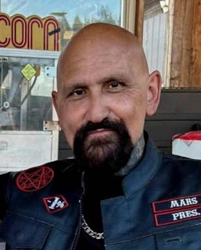 Роберт Ласардо