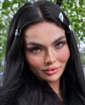 Камила Смогулецкая