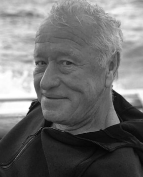 Юрий Ростов