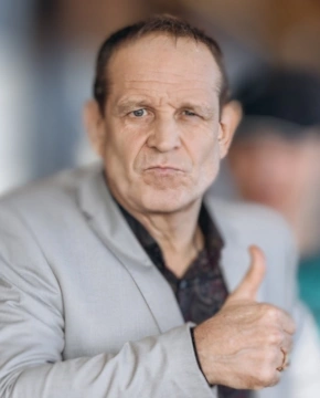 Юрий Архангельский