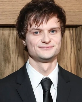 Чарли Тахэн