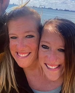 Сестры Хенсел