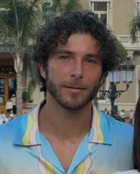 Илья Горелов