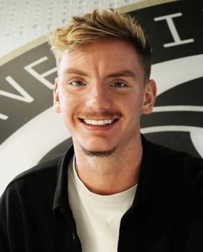 Ник Вольтемаде