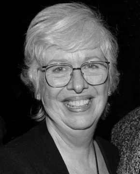 Полли Холлидей