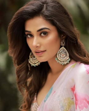 Стэфи Патель