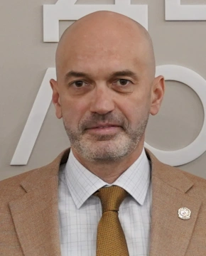 Азат Кадыров