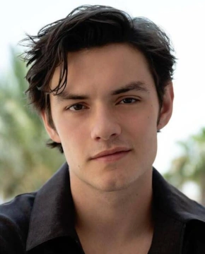 Луис Патридж