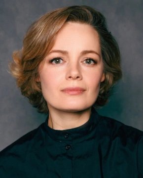 Анна Миклош