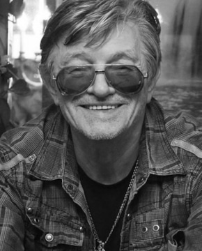 Юрий Чернавский