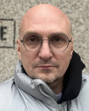 Сергей Карнаухов